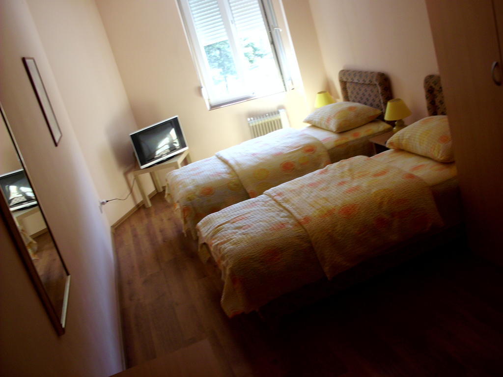 Apartments Bokan Cetinje Rom bilde